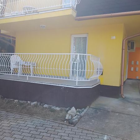 Berkenye Apartman Appartement Zalakaros Buitenkant foto